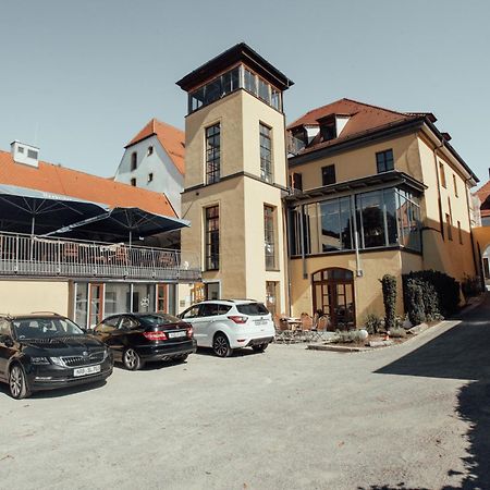 Hotel "Alter Pfarrhof" Nabburg Buitenkant foto